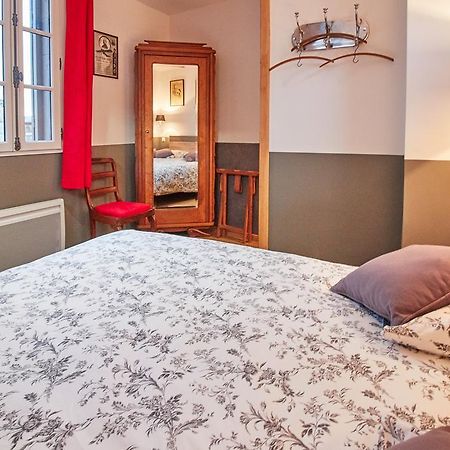 La Plus Petite Maison De France Bayeux Exteriör bild