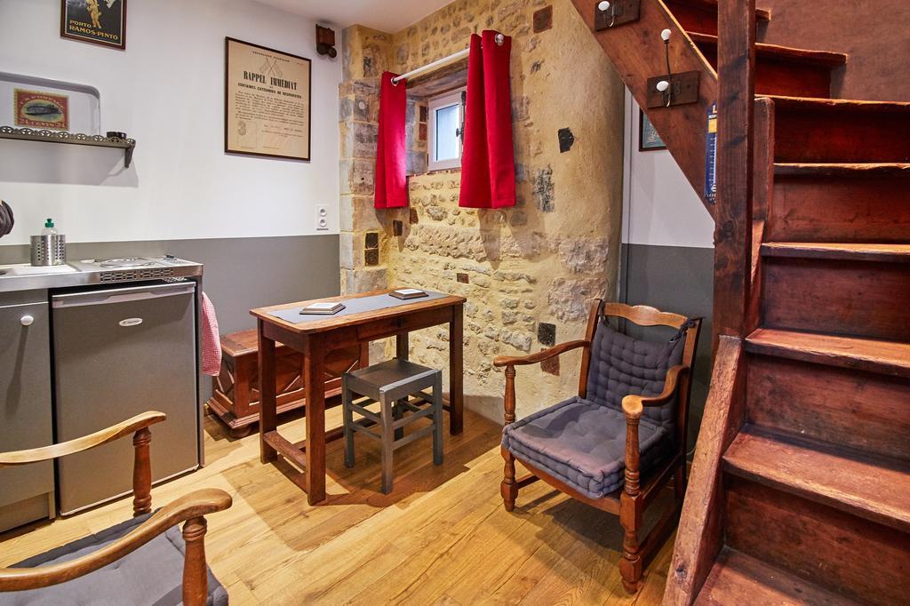 La Plus Petite Maison De France Bayeux Rum bild